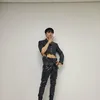 Woong AB6IX pamer abs