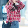 Gaya Natural dengan Sentuhan Feminin yang Manis