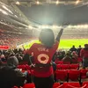 Yura Yunita &amp; Donne Maula, Nonton Manchester United