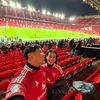 Yura Yunita &amp; Donne Maula, Nonton Manchester United