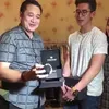 hadiah seleb, seleb beri hadiah orangtuanya