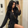 Selebriti yang Berani Mengubah Standar Kecantikan
