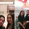 Sarita Abdul Mukti dengan Putrinya Blasteran Jerman