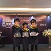 Betrand Peto Wisuda