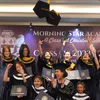 Betrand Peto Wisuda