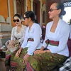 Lulu Tobing Upacara Mecaru