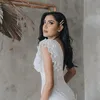 Millendaru pakaian serba putih