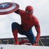 Kita tahu bagaimana berpengalamannya Tony Stark dalam membuat baju Iron Man-nya yang super kuat itu. Namun, bagaimana cara dia membuat baju Spider-Man dengan begitu cepat?