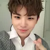 idol dengan kulit glowing
