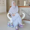 Mantan Member Girlband yang Kini Mantap Hijrah dan Berhijab