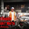 film keluarga tak kasat mata, meme unik, meme lucu, meme keluarga tak kasat mata