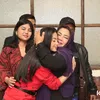 Dewi Perssik dan Rosa Meldianti