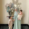 Irish Bella dan kedua anaknya