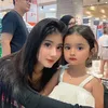 Ghea Youbi dan keponakan mirip banget
