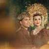 Aaliyah &amp; Thariq Ziarah ke Makam Adjie Massaid