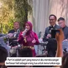 Potret Aldi Bragi duet bareng Ikke Nurjanah 