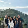 Potret Alya Rohali bareng ketiga putrinya 