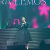 Potret Amora Lemos anak Kris Dayanti perform