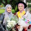 Ine Sinthya Anak Dokter wisuda