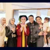 Ine Sinthya Anak Dokter wisuda