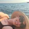 Anne Hathaway Awet Muda di Usia 40-an