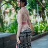 Anya Geraldine Pakai Kebaya Bali