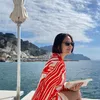  Artis Cantik yang Hobi Baca 