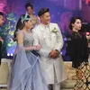 Potret mesra Arumi dan Emil Dardak.