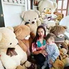 Hot Mama Aura Kasih