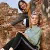 Ayu Azhari dan Isabelle Tramp