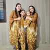 Ayu Ting Ting Lebaran Ayah Ozak Eyeliner celak