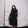 Bernadya, Outfit Serba Hitam