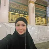 Maia Estianty Pakai Hijab Saat Umrah