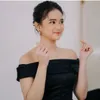 Potret Elsya, Penyanyi Lagu Trauma