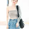 Potret Cantik Han So Hee saat di bandara