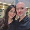 Melina istri Alex Tian