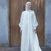 Paula Verhoeven Hijab Baim Wong
