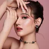 Cantiknya Laura Moane di Pemotretan Terbaru