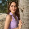 Cinta Laura Cewek Kue