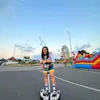 Della Monica Manggung Santai