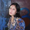 Dian Sastro pakai batik