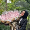 Yuni Sulistiowati Mak Lampir