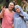 Potret Dika Ogah dan Mak Vera