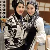 Elvy Sukaesih Awet muda enerjik usia 71