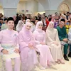 Fuji dan Davina Karamoy Berhijab
