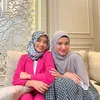 Fuji Pakai Hijab