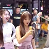 Potret Fuji jalan-jalan di China