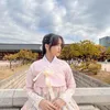 Fuji kenakan Hanbok dan liburan di Korea Selatan