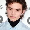 Louis Partridge