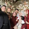 gaya shireen sungkar dan zaskia sungkar di pernikahan yusuf sungkar